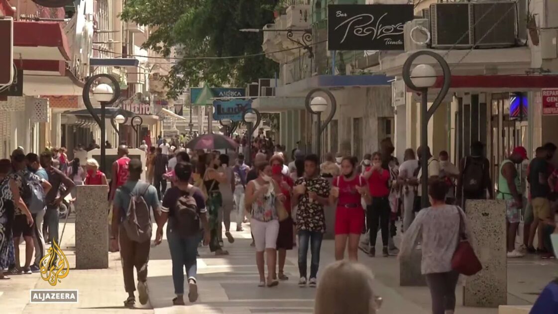 A crowd of people in the square in Cuba